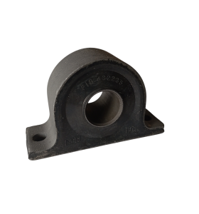 Gear suspension yoke with rubber