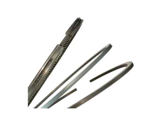 Komplet pierścieni tłoka 913 FI 102